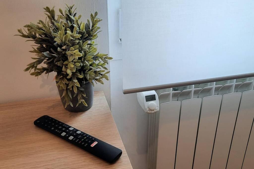 Apartamentos Milan 2 Овьедо Экстерьер фото