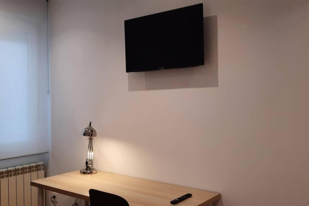 Apartamentos Milan 2 Овьедо Экстерьер фото