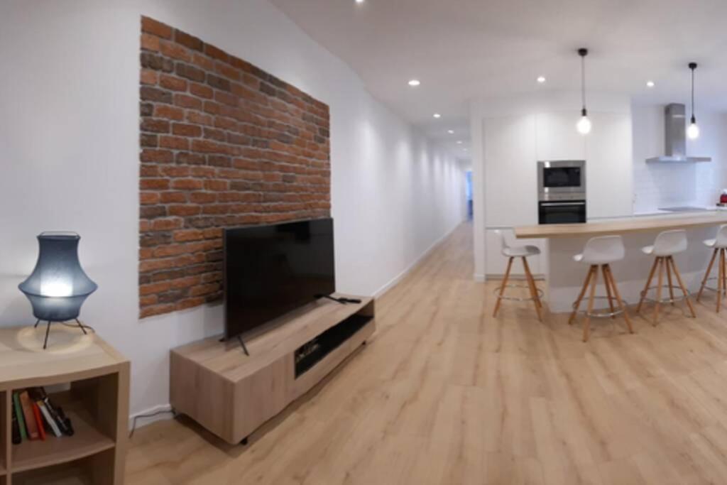 Apartamentos Milan 2 Овьедо Экстерьер фото